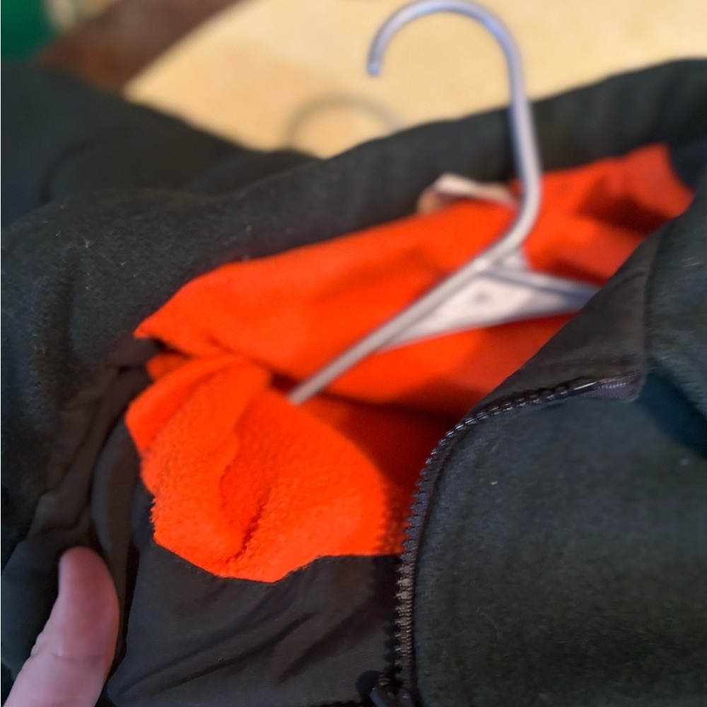 Vintage Green Jacket with Orange Lining - Picture 9 of 9